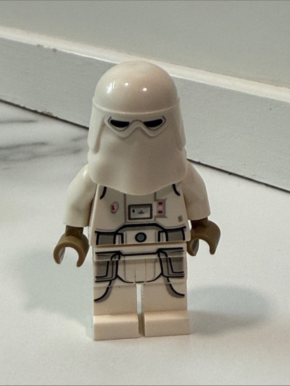 LEGO Star Wars UCS Snowtrooper Commander Minifigure sw1177 Retired